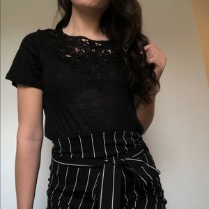 Anthropologie Embroidered T-Shirt Size Medium